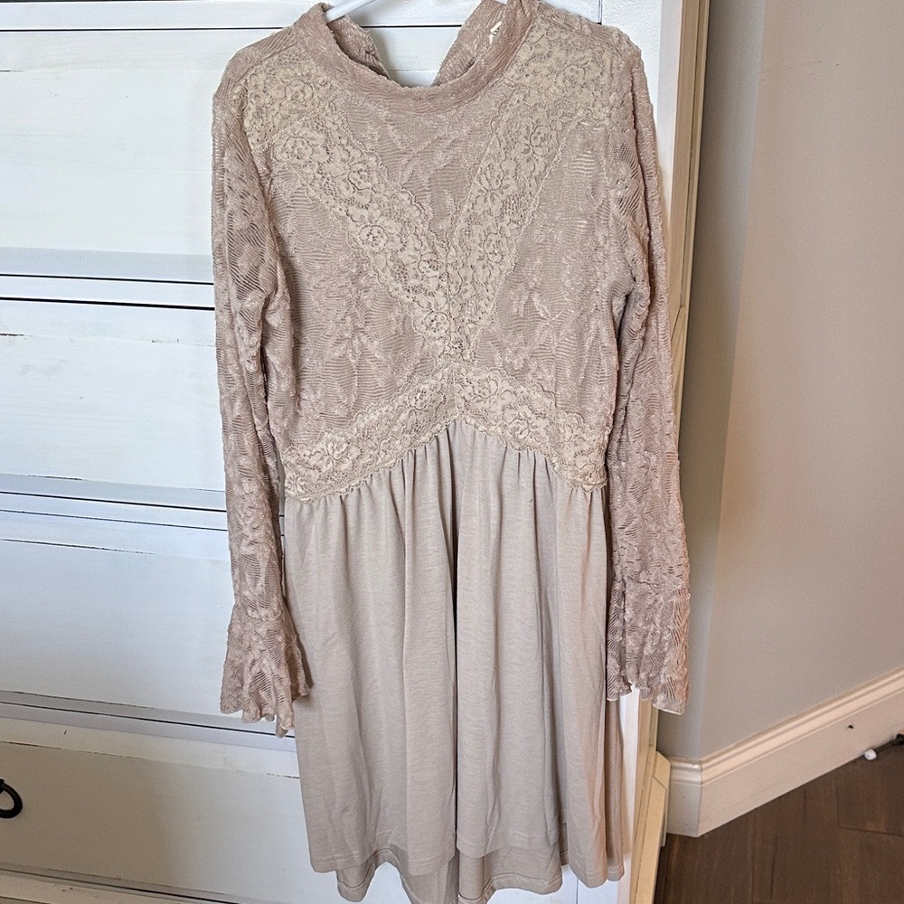 Lace Long Sleeve Dress Joyfolie size 10